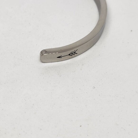 Affirmation Bracelet Open Cuff I Am The Storm Silver Tone Inspiration - Picture 4 of 8